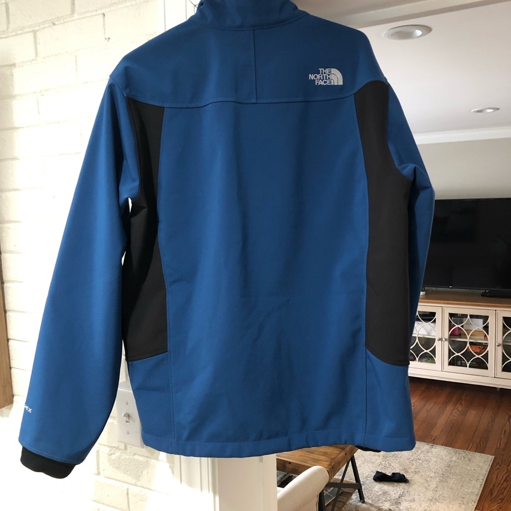 Men’s North Face Apex